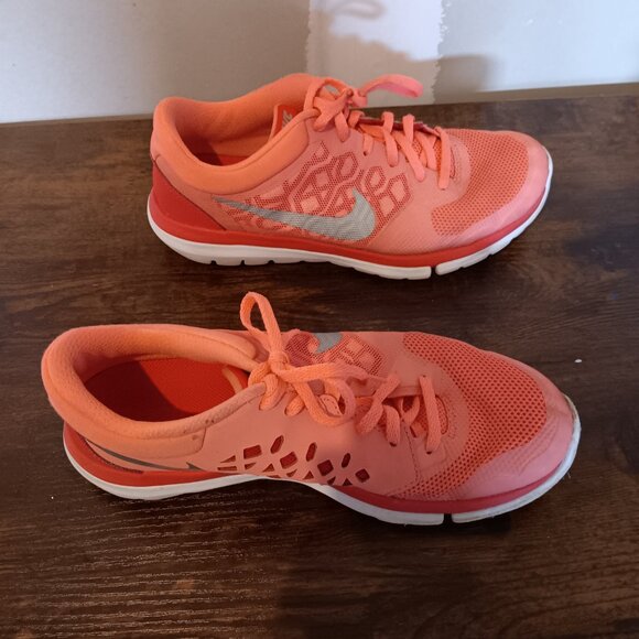 Nike Flex 2015 Run Coral Orange Running Shoes – Women’s Size 8 - Picture 4 of 8